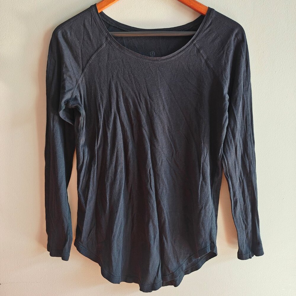 LULULEMON Ultra Soft Top - Picture 4 of 5